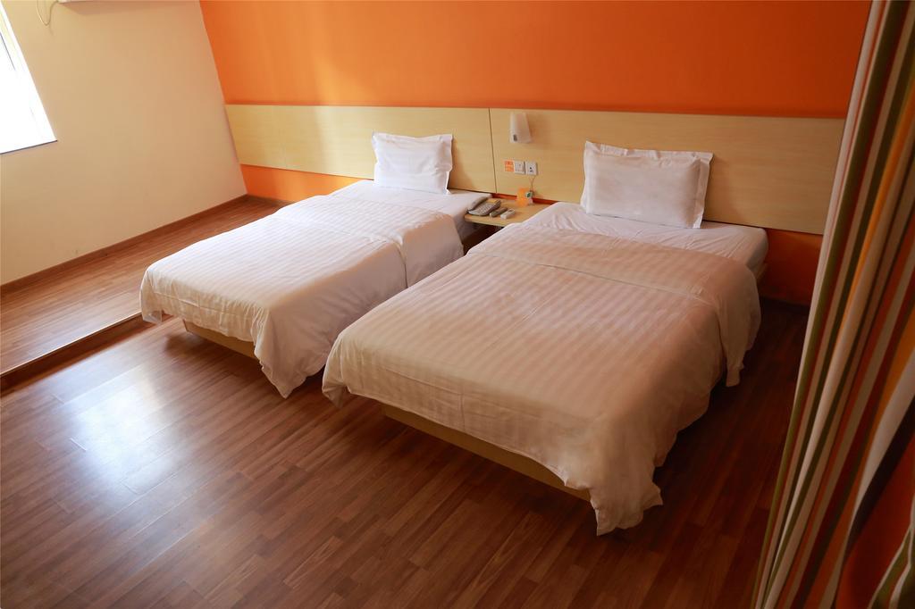 7Days Inn Hangzhou Xiasha Gaosha Subway Station Business Street 외부 사진